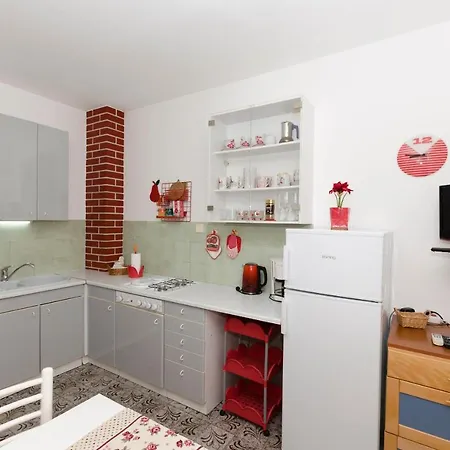 Simon Apartmán Bol